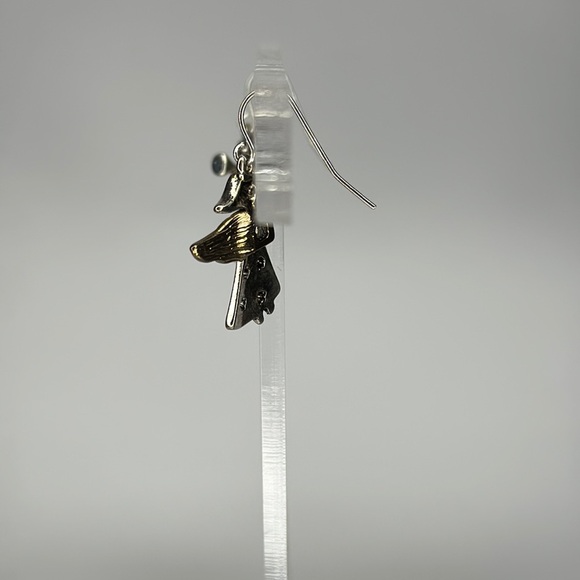 Dainty Silver and Gold Angel Earrings with Intricate Details - Picture 4 of 5